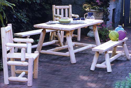 Outdoor Cedar Dining Furniture